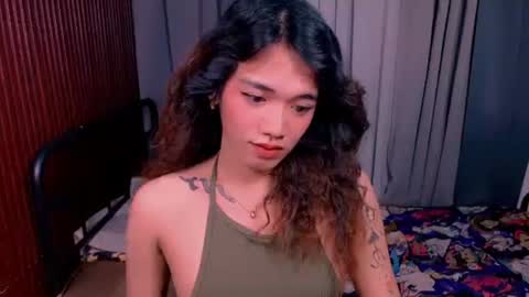 Snapshot of zyphyr_elf chatting on 06-30-26, 03:02 ZY online show from 06-30-26, 03:02