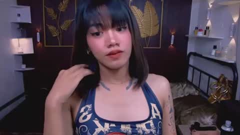 Snapshot of zyphyr_elf chatting on 07-12-26, 12:56 ZY online show from 07-12-26, 12:56