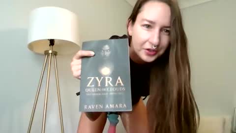 Snapshot of zyracloudplays chatting on 11-21-25, 06:28 Zyra Cloud online show from 11-21-25, 06:28