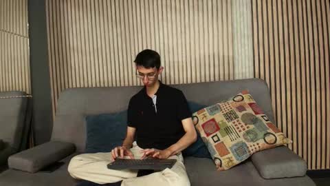 Snapshot of zyronight chatting on 11-13-25, 11:25 Zyro Nigth online show from 11-13-25, 11:25