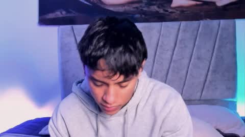 zyzz_1812 online show from 11-24-25, 05:45