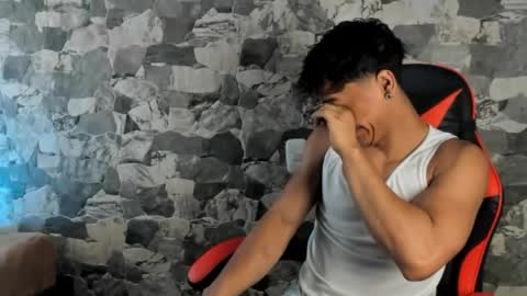 zyzz_1812 online show from 04-25-26, 10:18