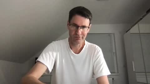 Snapshot of zzz123_cam chatting on 12-20-24, 03:53 zzz123_cam online show from 12-20-24, 03:53