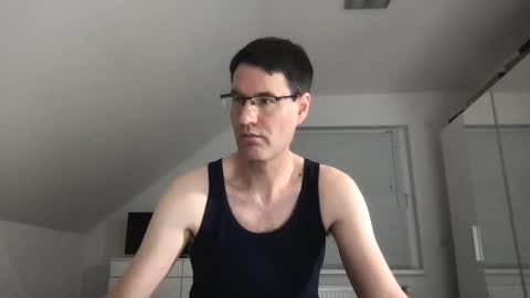 Snapshot of zzz123_cam chatting on 12-29-24, 04:08 zzz123_cam online show from 12-29-24, 04:08