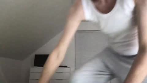 Snapshot of zzz123_cam chatting on 03-09-25, 06:32 zzz123_cam online show from 03-09-25, 06:32