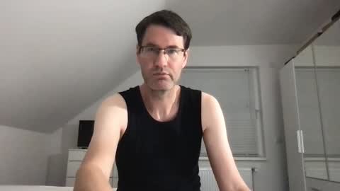 Snapshot of zzz123_cam chatting on 09-21-25, 03:24 zzz123_cam online show from 09-21-25, 03:24