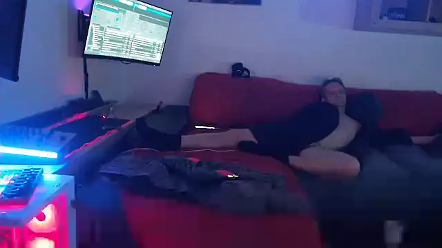 davidgntxxxxx online show from 04-08-26, 07:14