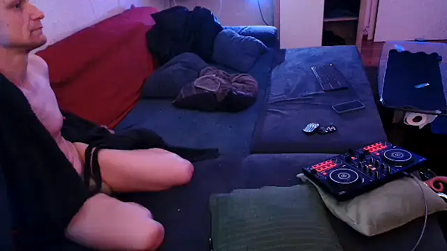 davidgntxxxxx online show from 04-21-26, 01:42