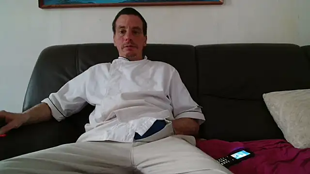 Snapshot of cloupefun chatting on 05-01-26, 05:45 cloupefun online show from 05-01-26, 05:45