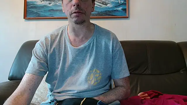 Snapshot of cloupefun chatting on 05-14-26, 05:14 cloupefun online show from 05-14-26, 05:14
