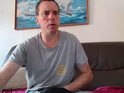 Snapshot of cloupefun chatting on 05-25-26, 05:57 cloupefun online show from 05-25-26, 05:57