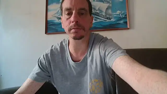 Snapshot of cloupefun chatting on 06-11-26, 05:49 cloupefun online show from 06-11-26, 05:49