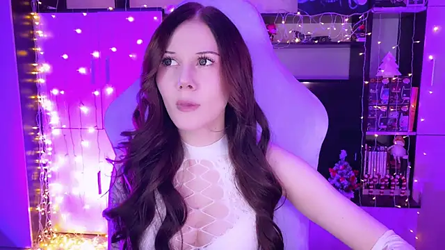 Snapshot of jasminevine chatting on 01-01-25, 12:53 jasminevine online show from 01-01-25, 12:53