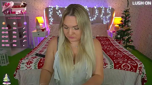 MissyMartinez online show from 12-30-24, 08:43