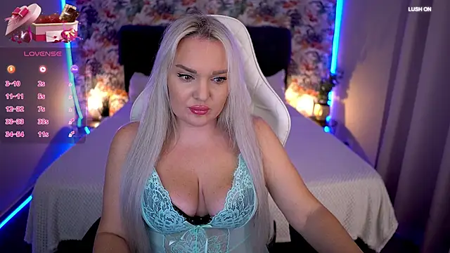 MissyMartinez online show from 11-07-25, 03:56