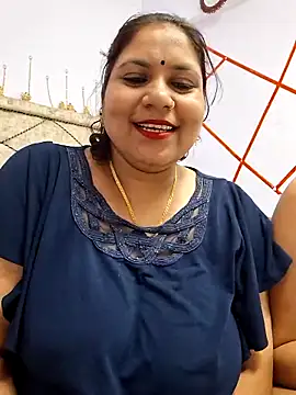 Snapshot of MOM-SUN-COUPLE chatting on 02-24-25, 05:42 MOM-SUN-COUPLE online show from 02-24-25, 05:42