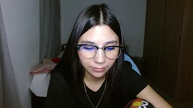 Snapshot of mia__lopez_ chatting on 10-25-25, 03:36 mia lopez online show from 10-25-25, 03:36