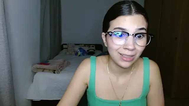 Snapshot of mia__lopez_ chatting on 11-05-25, 03:06 mia lopez online show from 11-05-25, 03:06