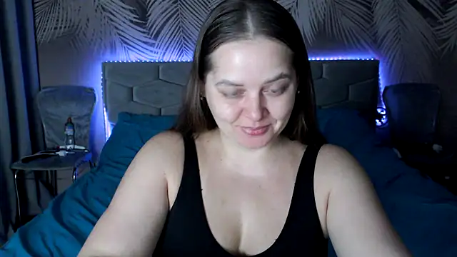 uliastar online show from 11-24-25, 07:08