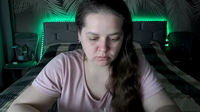 uliastar online show from 04-27-26, 05:16