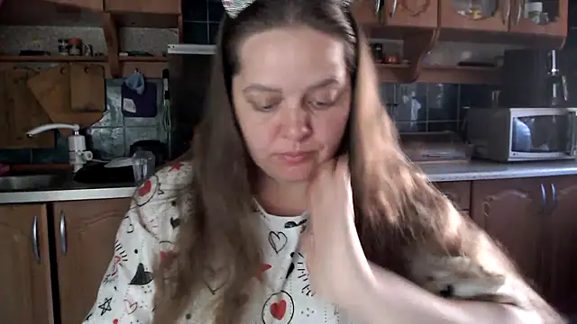 Snapshot of uliastar chatting on 07-18-26, 04:27 uliastar online show from 07-18-26, 04:27