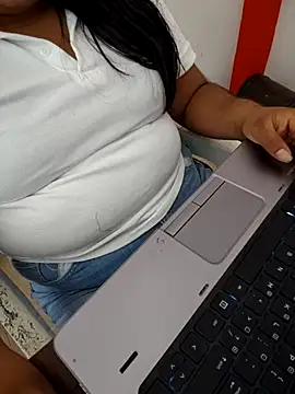 FerLu8 online show from 04-15-26, 04:58