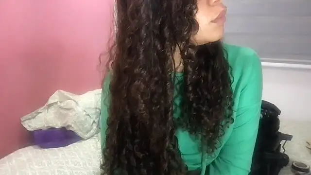 gatubelahot online show from 09-22-25, 04:47