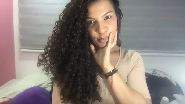 gatubelahot online show from 09-28-25, 12:05