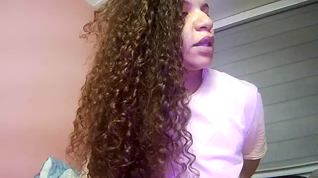 gatubelahot online show from 04-22-26, 03:31