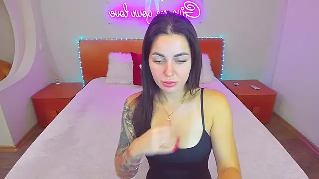 CrazyMilanka online show from 09-24-25, 07:33