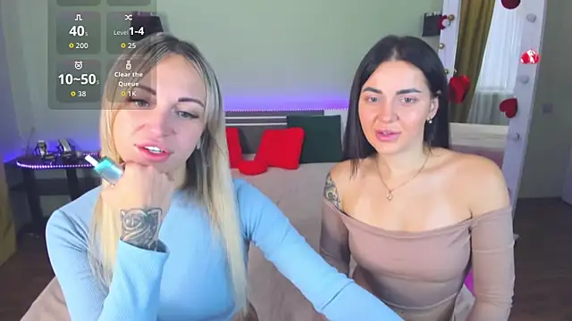 CrazyMilanka online show from 10-15-25, 08:03