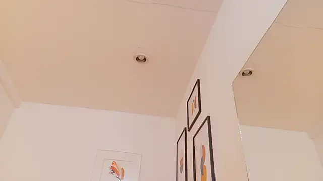 kinkylittlegirll online show from 11-02-25, 06:21