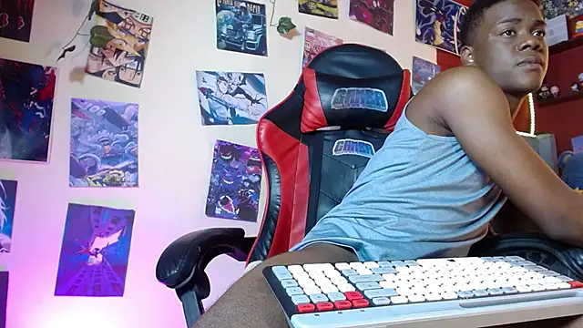 Snapshot of patrick__evans chatting on 12-31-24, 08:02 patrick  evans online show from 12-31-24, 08:02