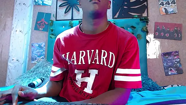 Snapshot of patrick__evans chatting on 02-15-25, 05:07 patrick  evans online show from 02-15-25, 05:07