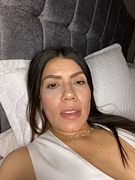 martina contreras online show from 03-06-26, 03:03