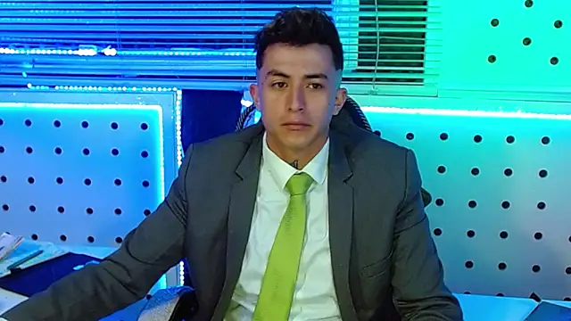 Darko0717 online show from 12-02-25, 11:48