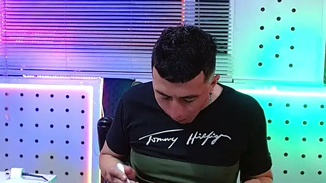 Darko0717 online show from 03-12-26, 12:17