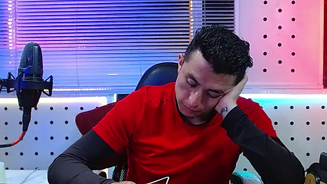 Darko0717 online show from 04-21-26, 11:40