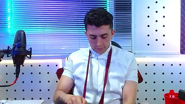 Darko0717 online show from 04-23-26, 04:31