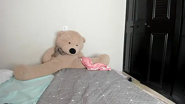 Snapshot of AnitaGomez_ chatting on 11-17-25, 01:50 AnitaGomez online show from 11-17-25, 01:50