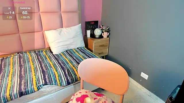 Snapshot of samanthaanderson_ chatting on 01-22-25, 03:20 samanthaanderson  online show from 01-22-25, 03:20