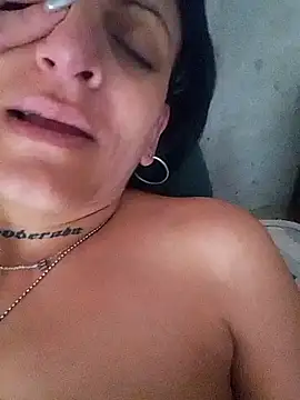 estefyzapata online show from 01-13-26, 06:02