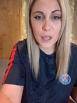 Leanymphoo online show from 02-08-26, 04:54