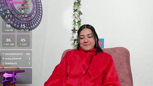 Snapshot of Hanna_moore1 chatting on 01-08-25, 09:44 Hanna moore1 online show from 01-08-25, 09:44