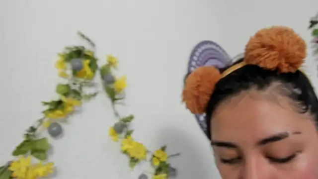 Snapshot of Hanna_moore1 chatting on 01-18-25, 11:11 Hanna moore1 online show from 01-18-25, 11:11