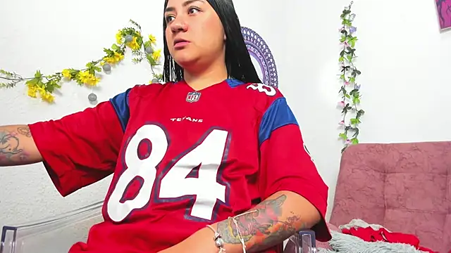 Snapshot of Hanna_moore1 chatting on 03-19-25, 07:06 Hanna moore1 online show from 03-19-25, 07:06