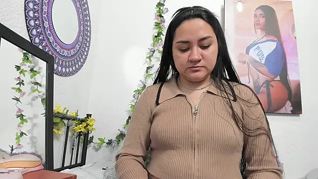 Snapshot of Hanna_moore1 chatting on 10-01-25, 06:47 Hanna moore1 online show from 10-01-25, 06:47