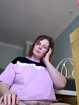 Snapshot of xxSexyBushLinnxx chatting on 12-11-24, 12:34 xxSexyBushLinnxx online show from 12-11-24, 12:34