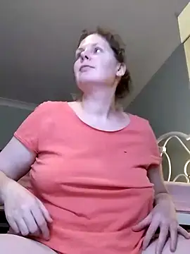 Snapshot of xxSexyBushLinnxx chatting on 01-25-25, 08:00 xxSexyBushLinnxx online show from 01-25-25, 08:00