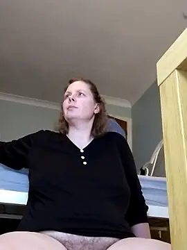 Snapshot of xxSexyBushLinnxx chatting on 02-13-25, 08:24 xxSexyBushLinnxx online show from 02-13-25, 08:24